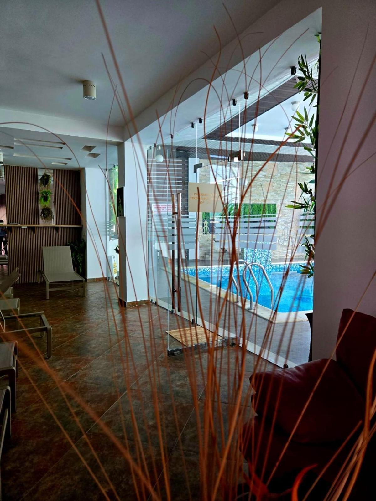 Steaua Apelor Family Resort Nufaru Eksteriør billede