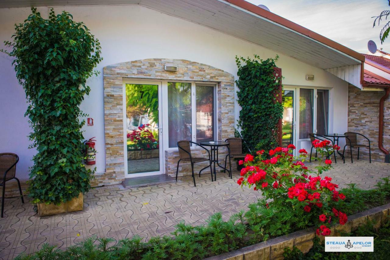 Steaua Apelor Family Resort Nufaru Eksteriør billede